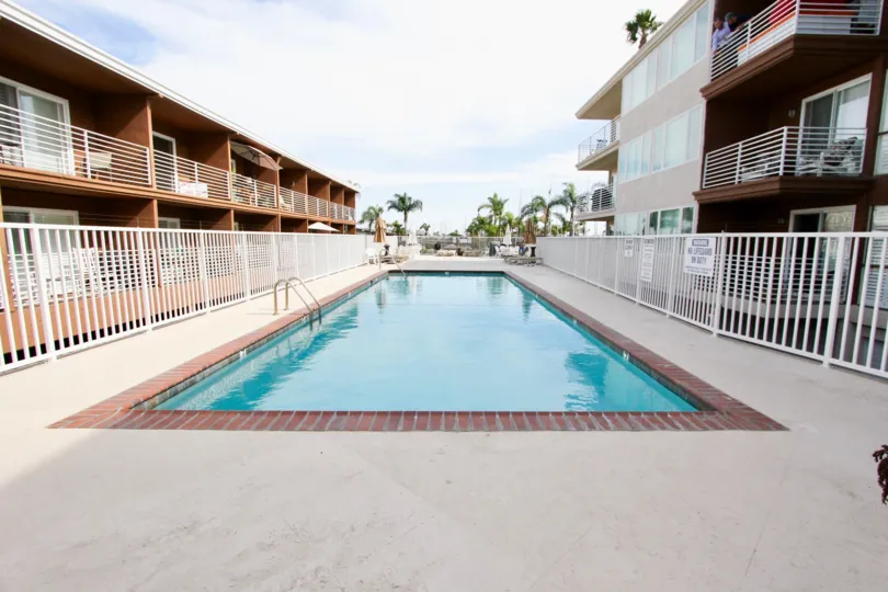 This condo community boasts a waterfront location in Point Loma's Shelter Island Village, just across the street from the San Diego Yacht Club. The exclusive one and two-bedroom Yacht Club Condos, with views of the San Diego Bay and downtown San Diego, un