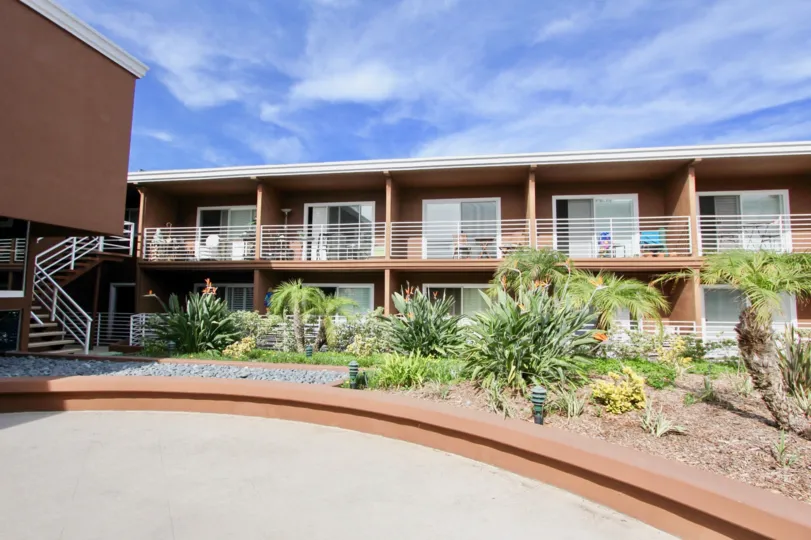 Community of Yacht Club Condos 's neat and well built apartments in Point Loma, California