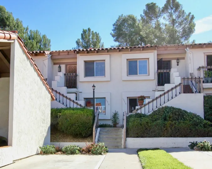 Large stairway leading up to Compana Villas in Rancho Bernardo CA