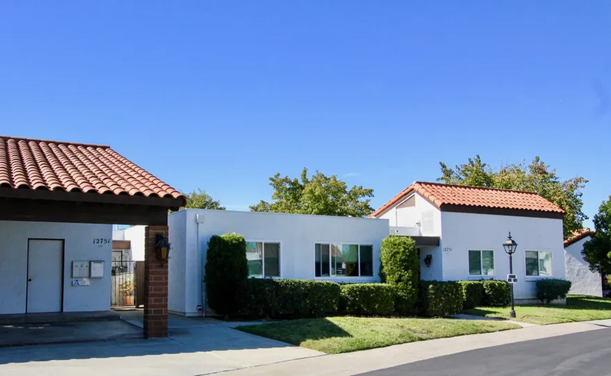 picture from the road showing houses at Haciendas, Rancho Bernardo at California