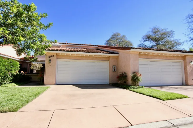 Beautiful home in the lovely community of Master Hill