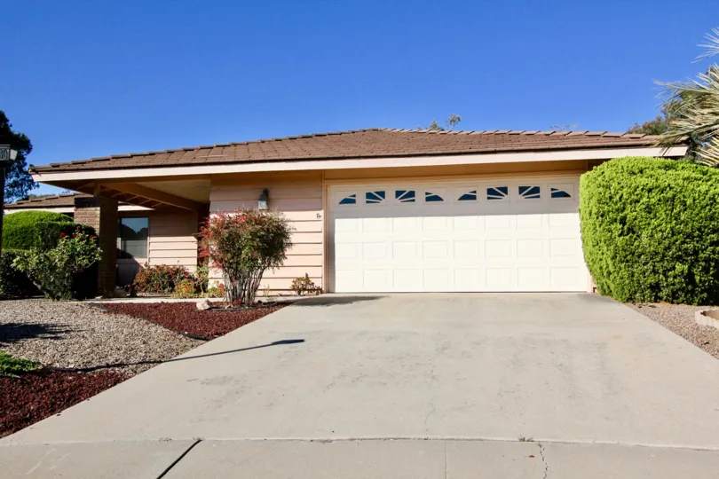 Oaks North, City: Rancho Bernardo, backside of a building and a beautiful road