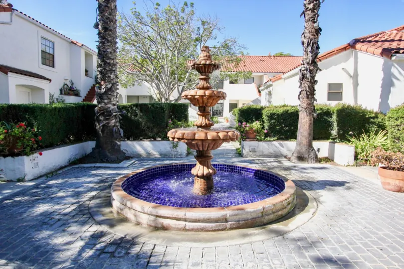 Palazzo Bernardo, City: Rancho Bernardo, beautiful fountain blue color