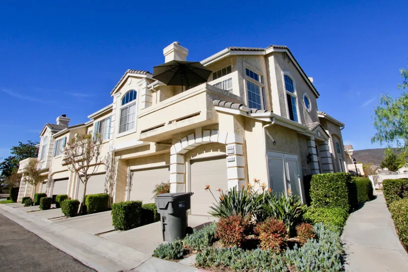 Provencal, City: Rancho Bernardo, beautiful building and all the doors and windows closed