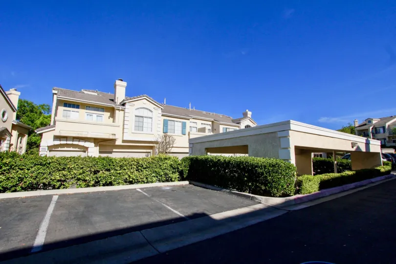 Ample parking in this lovely Provencal community in Rancho Bernardo, CA. Stucco homes with fireplaces and garages.