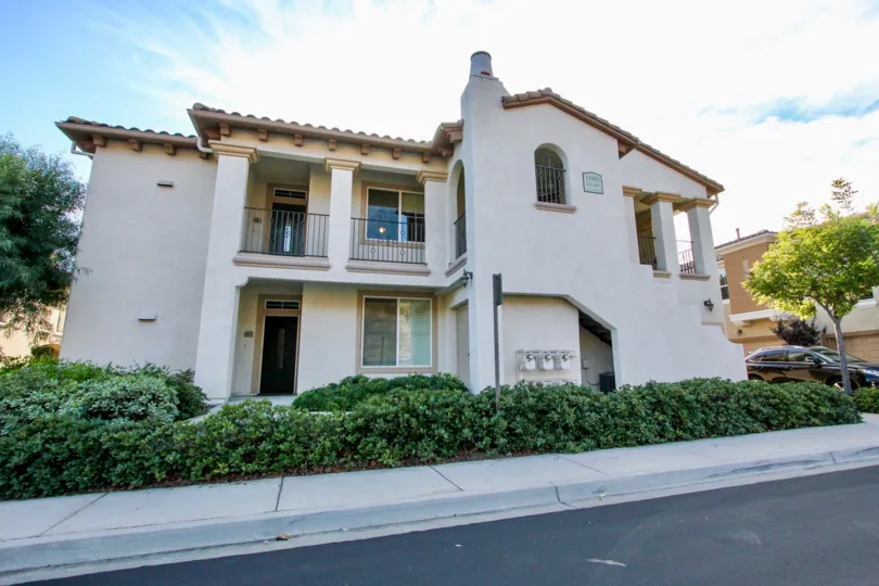 A bright day at Savannah Terrace in Rancho Bernardo, California