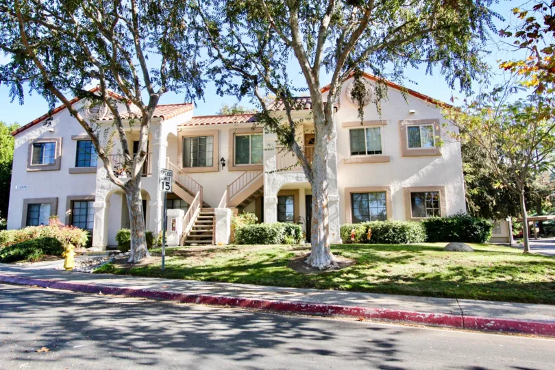 Beautiful view of Residential area with natural outlook for great Hangout in Rancho Bernardo city, California
