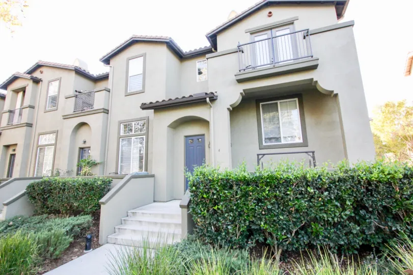 In Sycamore Walk, Villas has a bushes and plants to give pleasant look