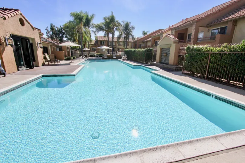 The apartment in the Villa Tavaina has swimming pools and chairs for relaxation