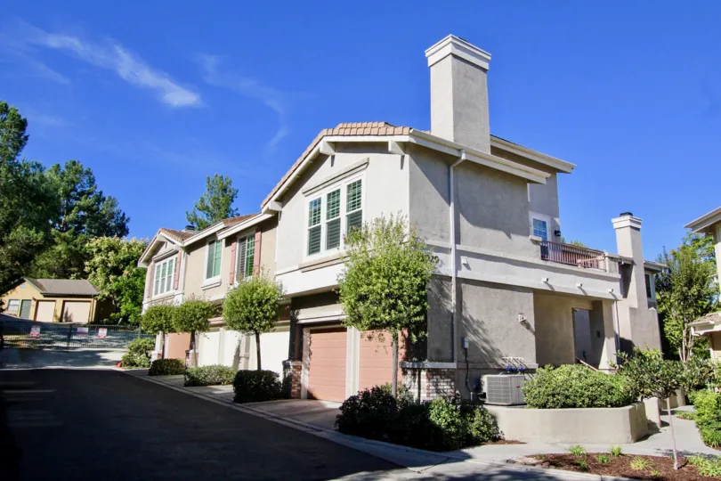 Street view of condos in Windham Rancho Bernardo California