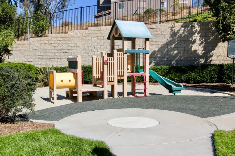A sunny day in the Capalina Pines park with children's playground