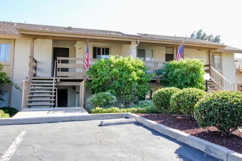 Fairway Knolls apartment community located in San Marcos, California.