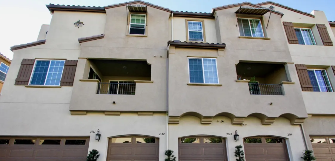 The Apartments in the Laurel Community has the individual numbers and lamps