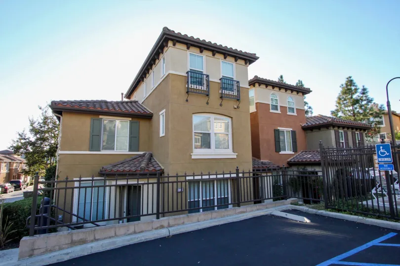 Two way facing home with slider windows of Morgans Corner.