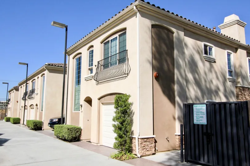 Marvellous looking villas with sunshine and ample of space in Richland Villas of San Marcos
