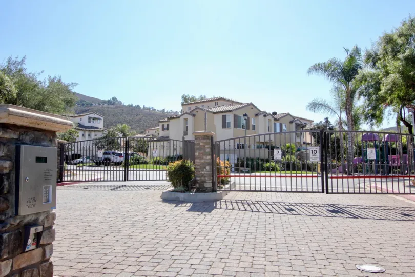 Front view entrance with gates and two way road of Savona.