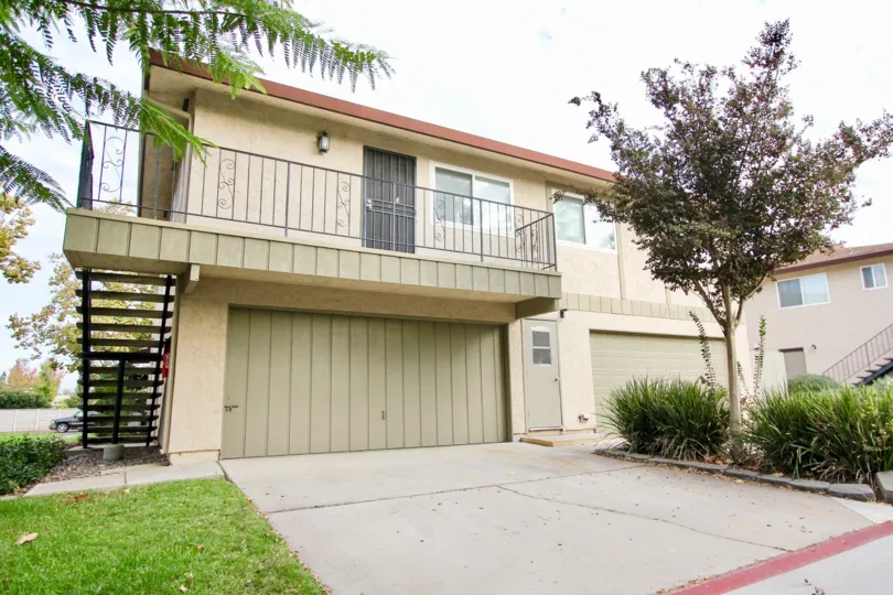 Mission La Vega .: Santee  , California,tree, balcony