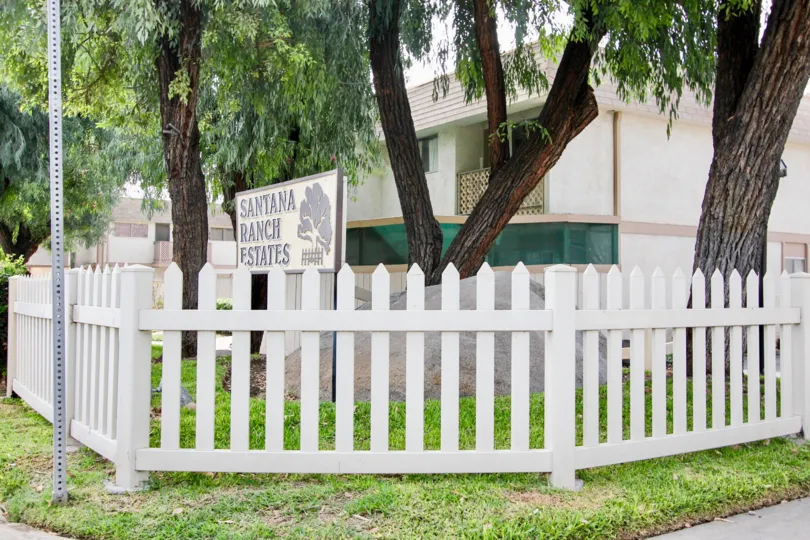 Santana Ranch is a premier new neighborhood in the South Bay, featuring a variety of land uses including parks, trails, a school, and neighborhood commercial MISSION VALLEY Diamond Neighborhoods and create a stronger and more equitable economy IN THE cali