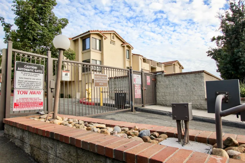 A gorgeous day at the front gate of Towne Villas in Santee, CA