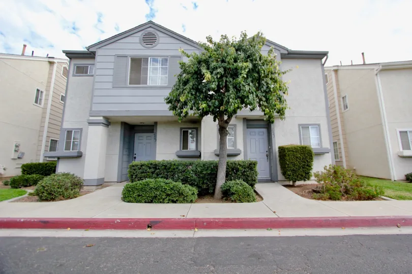 Duplex in Ashford Park in Spring Valley, California