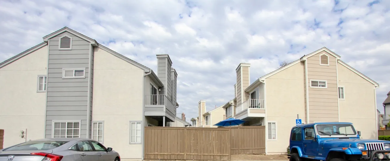 Excellent villas with carparking in Ashford Park of Spring Valley