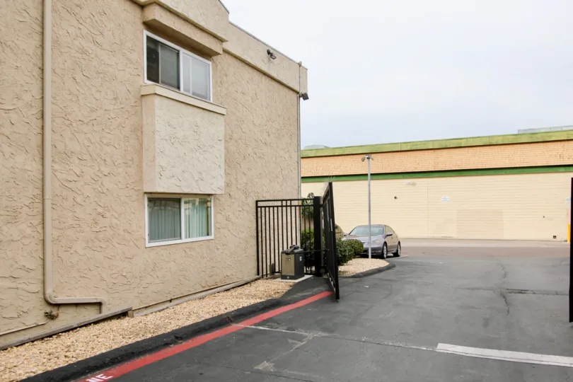 Helix De Oro, Spring Valley ,California.beige building, clear sky