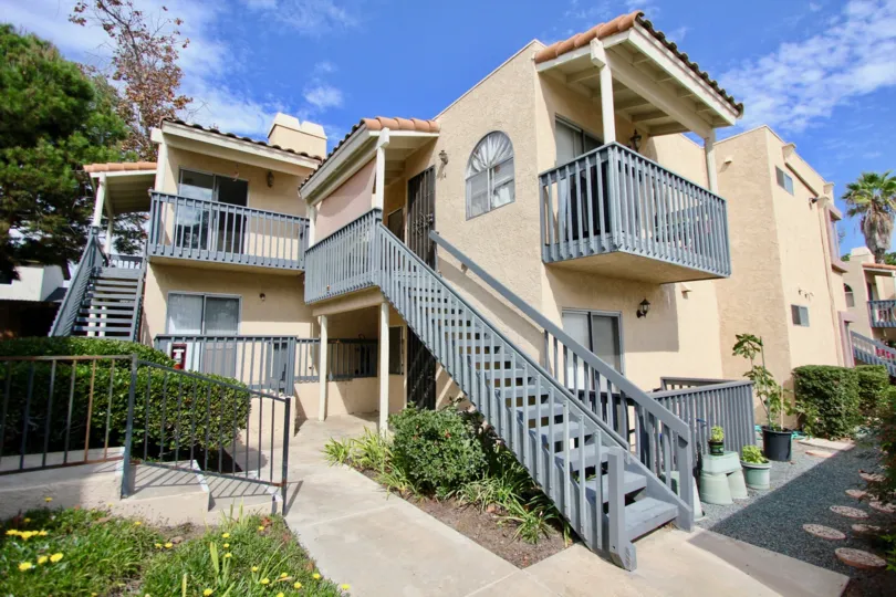 THE APARTMENT IN THE SWEETWATER VIEWS WITH THE BALCONIS, UPSTAIRS, FLOWER PLANTS, TREES