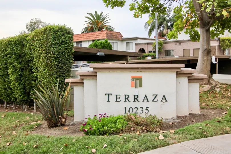 Marvelous Decor in Terraza On Spring Valley City California