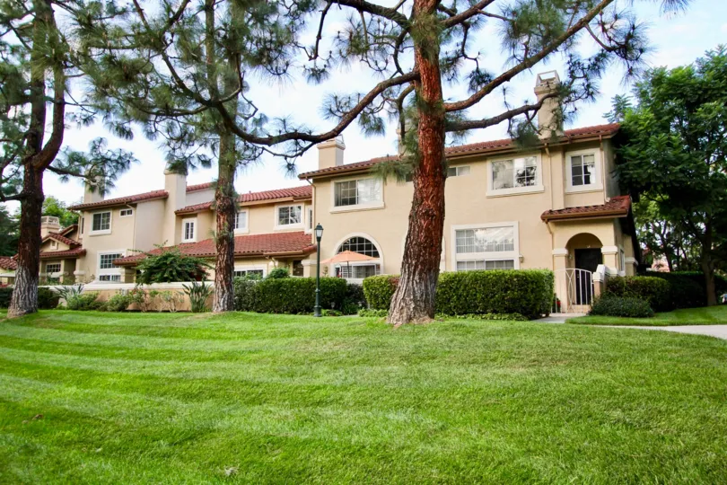 Spacious lawns and dining areas at Madrid in University City, CA