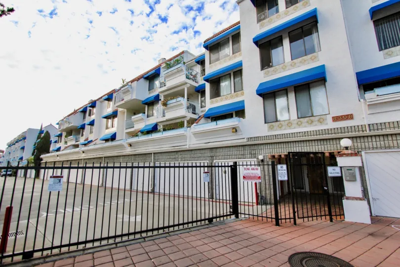 There are many apartments in Pines Of La Jolla looks like a similar with same paint and differ by number plate