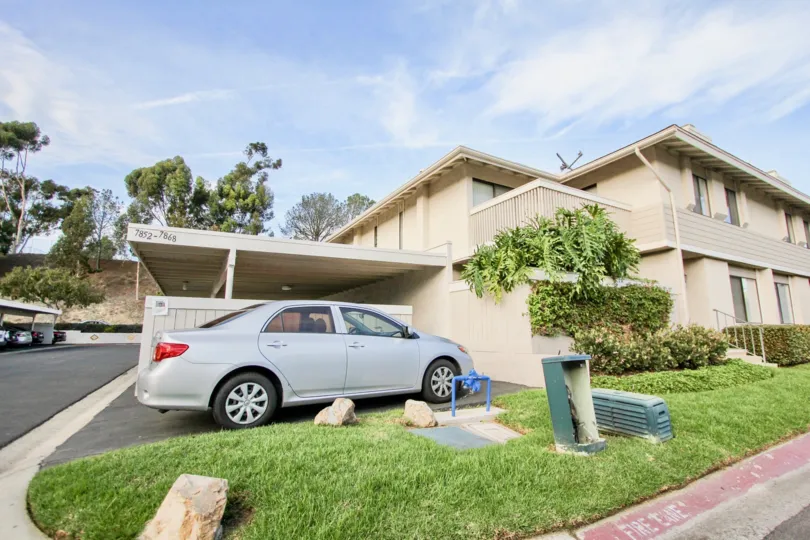 Playmor Terrace West  , University City  , California, silver car, blue sky