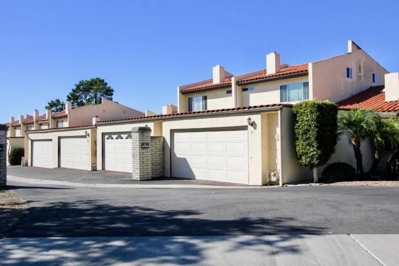 A sunny day showing townhouse gauges in the Bel Air Vista Community of Vista, California