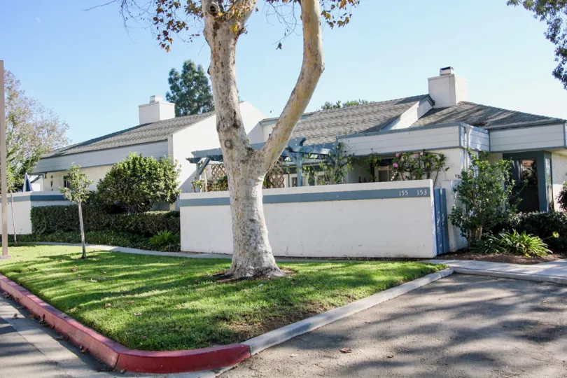 Large drive and privacy to enjoy at Copper Hill in Vista, CA