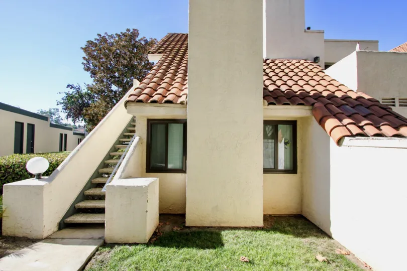 A modern home in the Melrose Park community of Vista, CA.