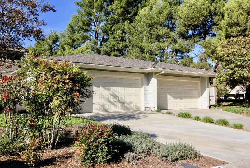 Shadowridge Greens, Vista  ,: California, trees,blue sky
