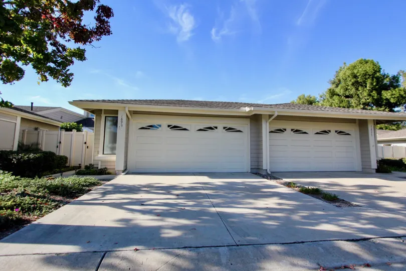 Plenty of garage space and storage when you're at the Shadowridge Greens in Vista, CA