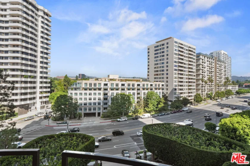 10580 Wilshire Boulevard #6NW photo 10