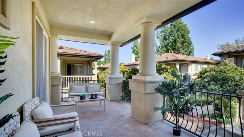329 Rathbourne photo 14