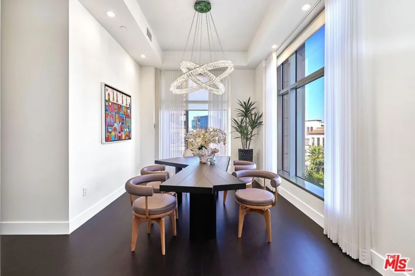 10776 Wilshire Boulevard #603 photo 15