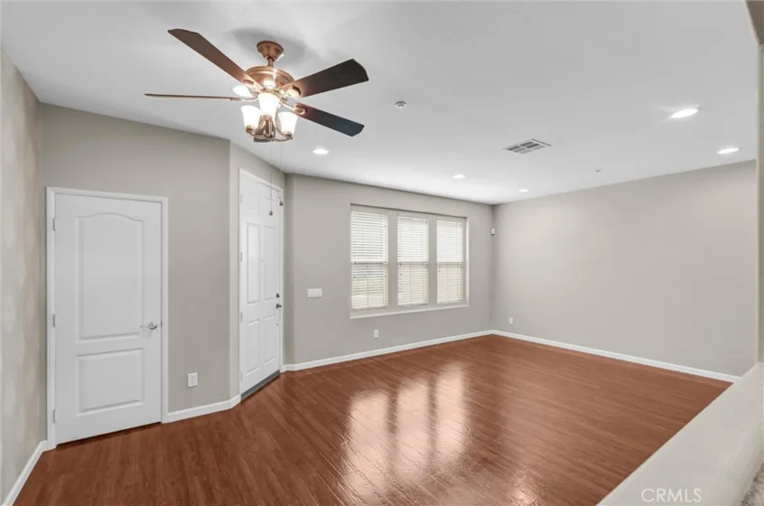 40274 Rosewell Court photo 3