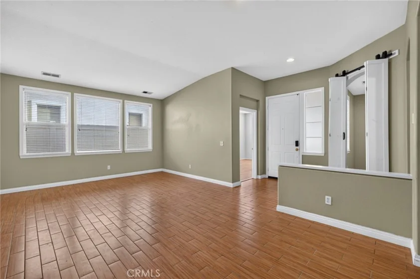 37799 Amber Lane photo 10
