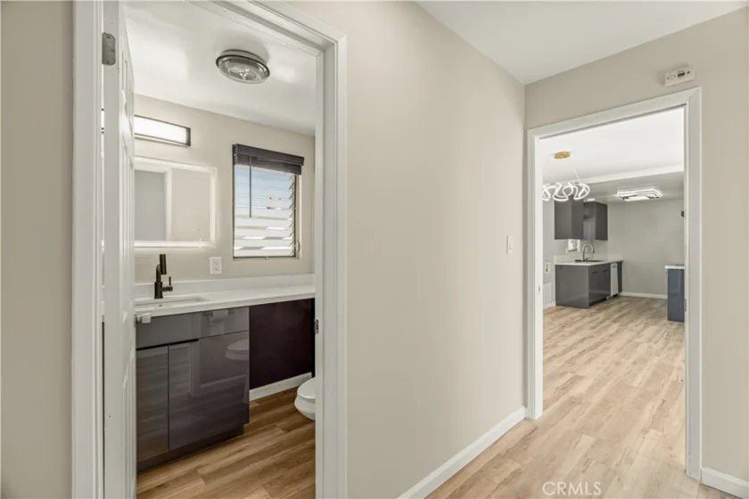 401 W 5th Street #3B photo 22