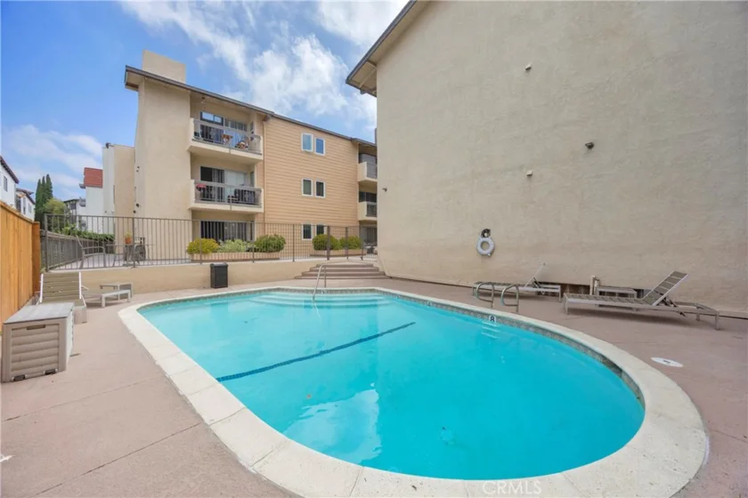 6151 Canterbury Drive #105 photo 20