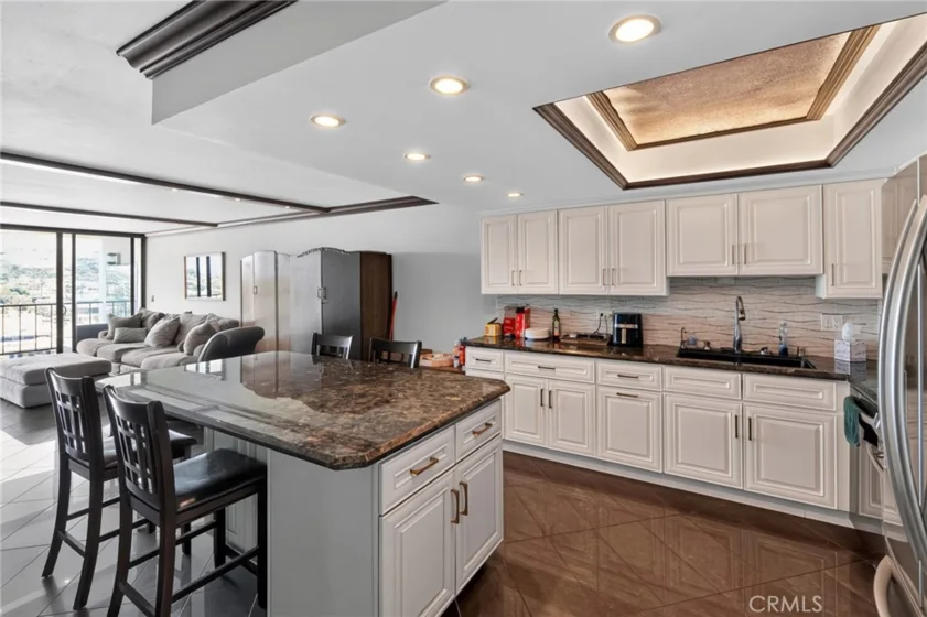 4944 Cass Street #1101 photo 14