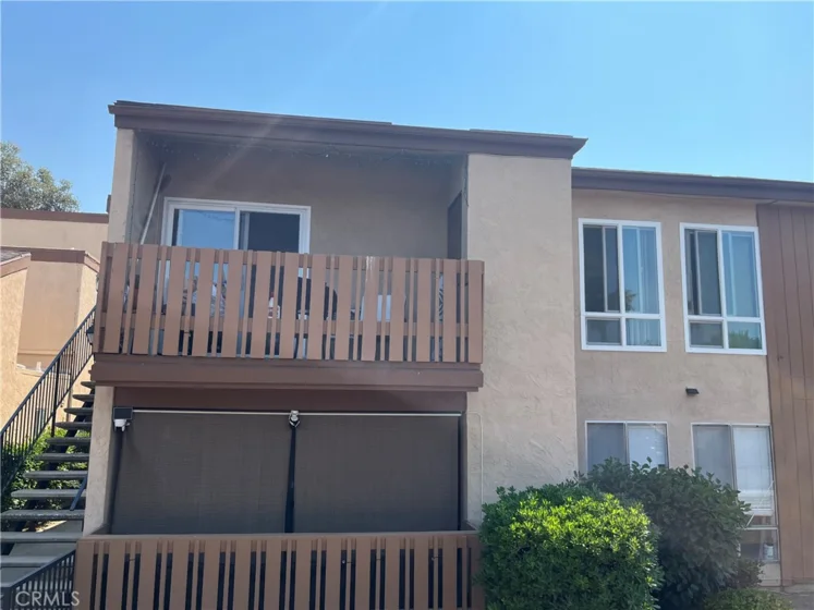 1051 Rock Springs #241 photo 1