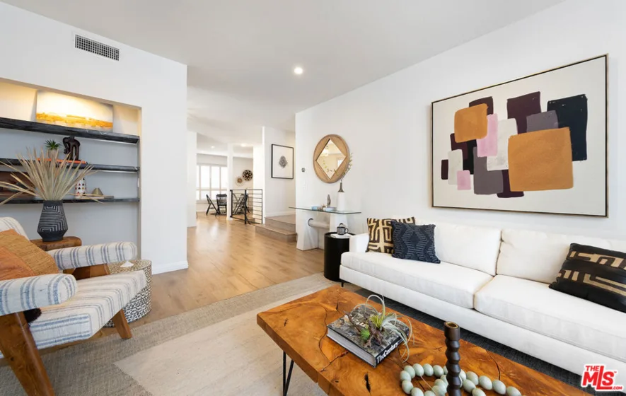 1920 Pandora Avenue #8 photo 5