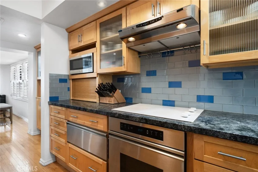 2960 Neilson Way #301 photo 10