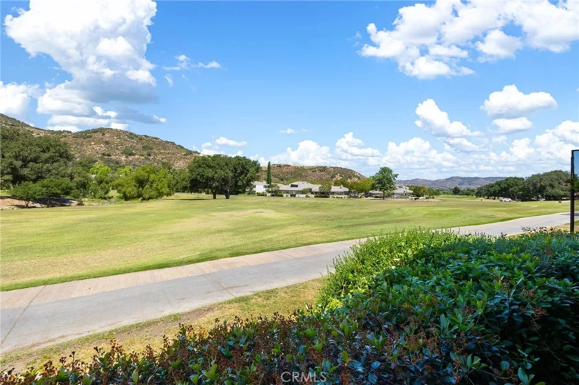 38335 Oaktree photo 26