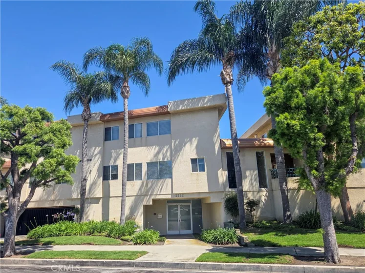 2222 S Mesa Street #18 photo 1