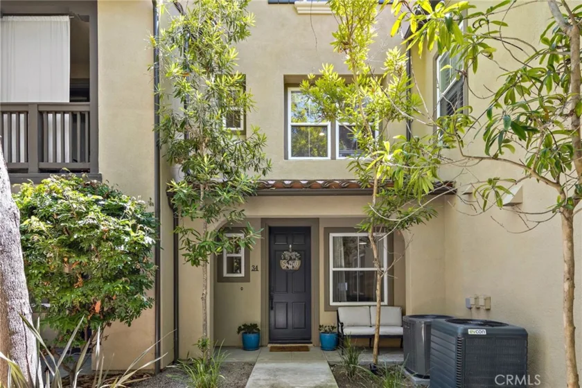 34 Paseo Rosa photo 1